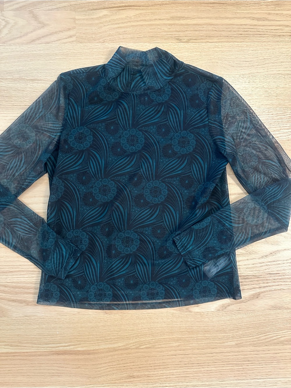 Women’s Anthropologie mock neck sheer long sleeve top